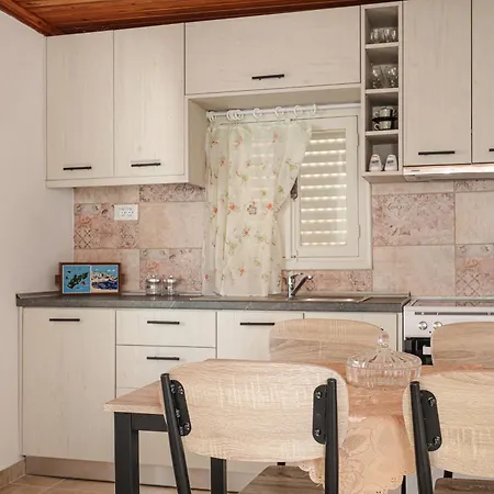 Aneza Apartament *
