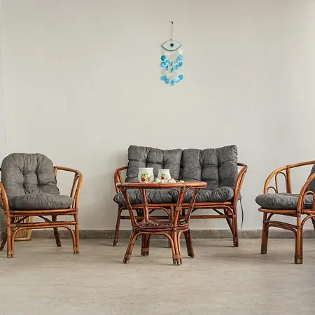 Aneza Apartamento Kremastí