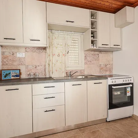 Aneza Apartment *