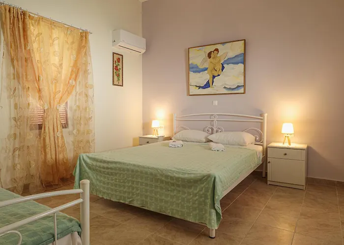 Aneza Κρεμαστή