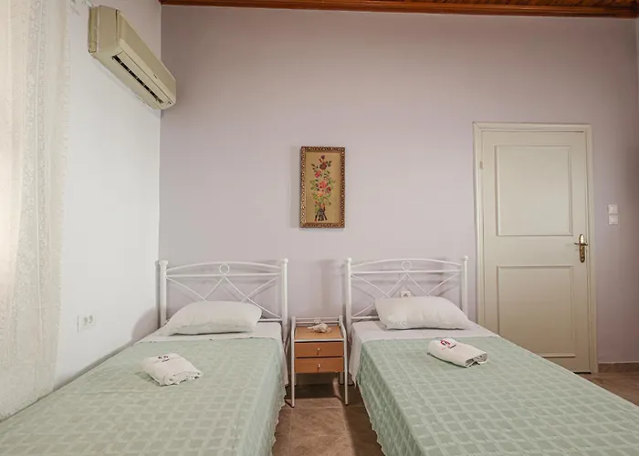 Aneza Κρεμαστή